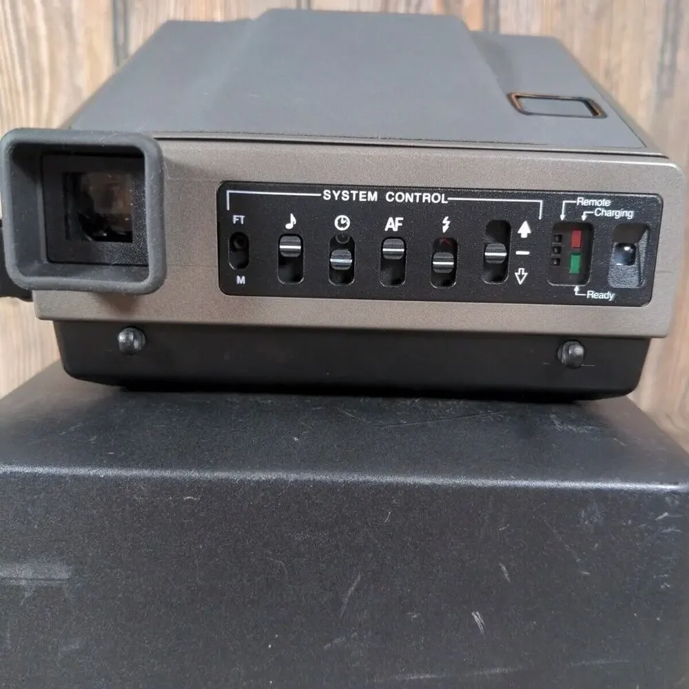 Polaroid Spectra System Auto Focus Instant Camera Flash Hard Case‎ Vtg UNTESTED